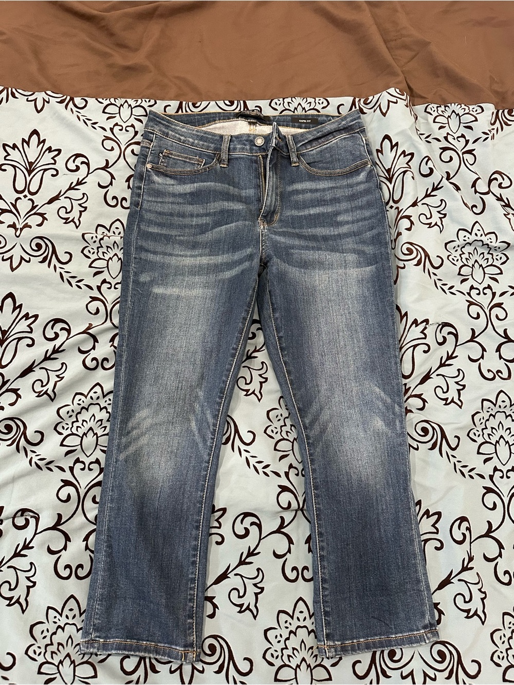 Judy Blue capri fit Women's Jeans